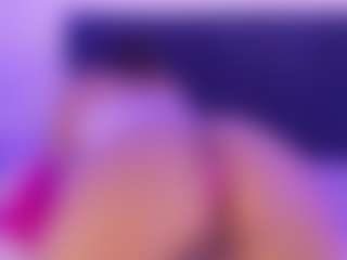 Isabella-Monroe's Live Sex Cam Show