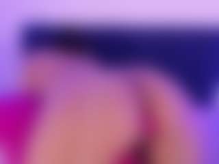 Isabella-Monroe's Live Sex Cam Show