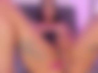 Isabella-Monroe's Live Sex Cam Show