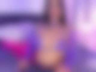 Isabella-Monroe's Live Sex Cam Show