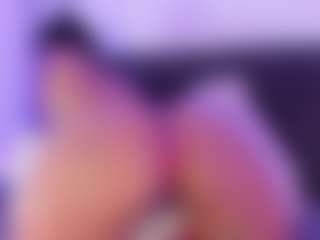 Isabella-Monroe's Live Sex Cam Show