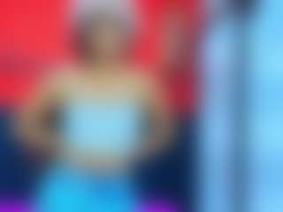 Live cam show with juliecooper - Ebony College on CamClone