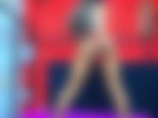Live cam show with juliecooper - Ebony Petite on livesuperchat.net