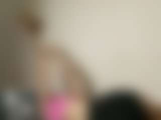 Live cam show with LilianPaschel - Average on AdultVida.com