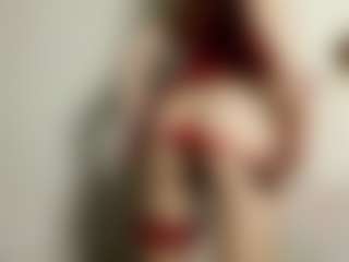 Live cam show with LilianPaschel - Public Red Hair on sexylive.show