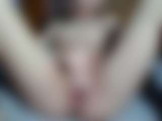 Live cam show with LilianPaschel - Bedroom Red Hair on AdultVida.com