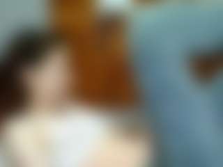 Live cam show with LilianPaschel - Red Hair on TastyBlacksLive