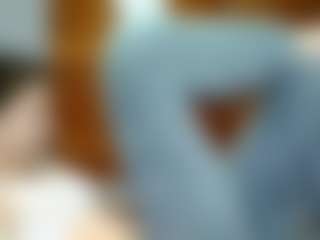 Live cam show with LilianPaschel - Public Red Hair on SpunkLive