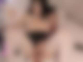 Rouss Squirter and Spitter's Live Sex Cam Show
