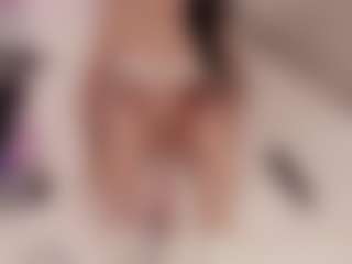 Live cam show with Rouss Squirter and Spitter - College MILF on CSO-WL