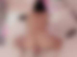 Rouss Squirter and Spitter's Live Sex Cam Show
