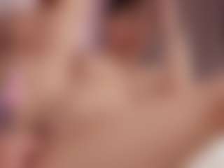 Live cam show with Rouss Squirter and Spitter - College MILF on Instabang