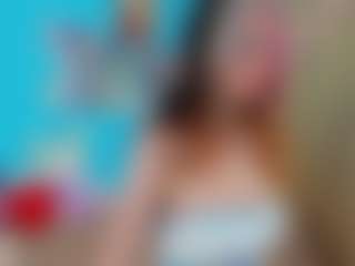 Live cam show with sell0n - Gray Eyes on CamwithHer