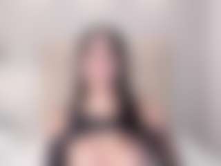 Live cam show with AriaaMoon - Teen (18+) on CamwithHer