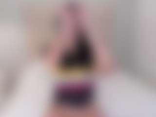 AriaaMoon's Live Sex Cam Show