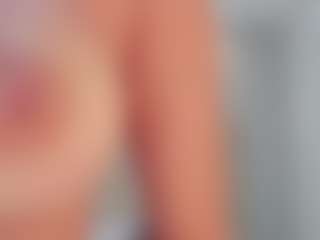 AriaaMoon's Live Sex Cam Show
