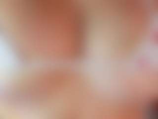 Live cam show with AriaaMoon - Italian Young Adult on Chatstar | colombia