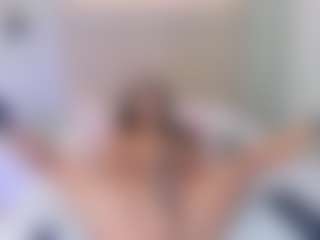 AriaaMoon's Live Sex Cam Show