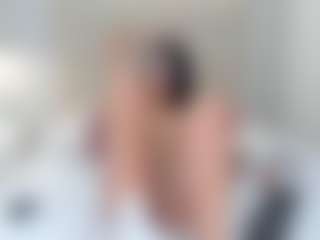 Live cam show with AriaaMoon - Skinny on camwithhim.com