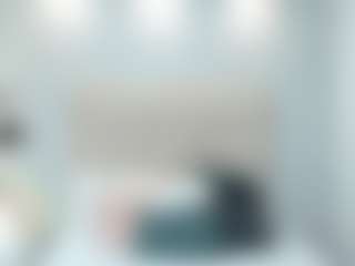 Live cam show with AriaaMoon - Pretty on Dare Cams