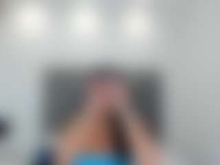 AriaaMoon's Live Sex Cam Show