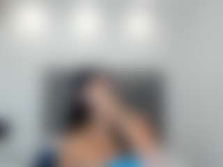 AriaaMoon's Live Sex Cam Show