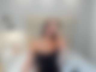 AriaaMoon's Live Sex Cam Show