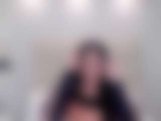 AriaaMoon's Live Sex Cam Show