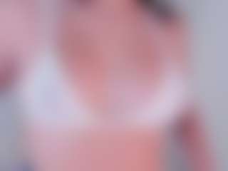 AriaaMoon's Live Sex Cam Show