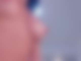 AriaaMoon's Live Sex Cam Show