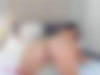 AriaaMoon's Live Sex Cam Show