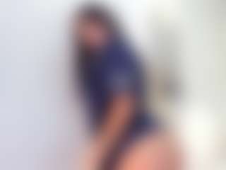 AriaaMoon's Live Sex Cam Show