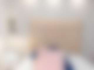 Live cam show with AriaaMoon - Petite Teen (18+) on Soda Cam