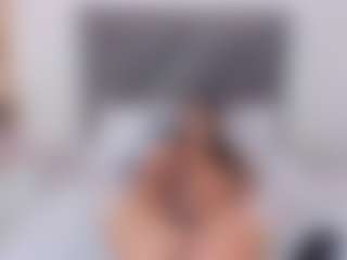 AriaaMoon's Live Sex Cam Show