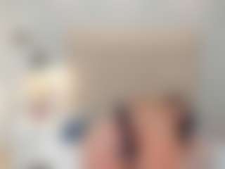 AriaaMoon's Live Sex Cam Show