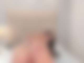 AriaaMoon's Live Sex Cam Show