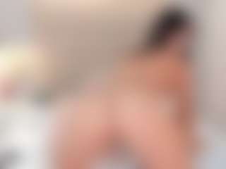 AriaaMoon's Live Sex Cam Show