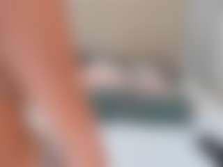 AriaaMoon's Live Sex Cam Show