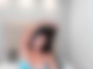 Live cam show with AriaaMoon - Fetish Brown Hair on hotwifechat.live