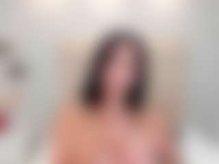 AriaaMoon's Live Sex Cam Show