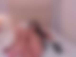 AriaaMoon's Live Sex Cam Show
