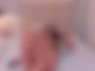 AriaaMoon's Live Sex Cam Show