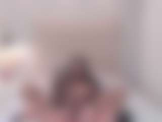 Live cam show with AriaaMoon - Fingering on Dare Cams