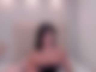 Live-camshow met AriaaMoon - Tattoos Brown Hair op Camsoda