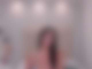 AriaaMoon's Live Sex Cam Show