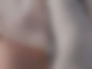 Live cam show with JovanChanner - Tittyfuck on milfzrlive.com