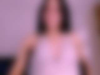 Live cam show with Karoline-miss - Black Hair on camgirlchat.live