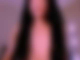 Live cam show with Karoline-miss - Average on chickslive.net