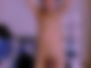 Live cam show with Karoline-miss - Black Hair on Strip Flash - Live Sex Shows