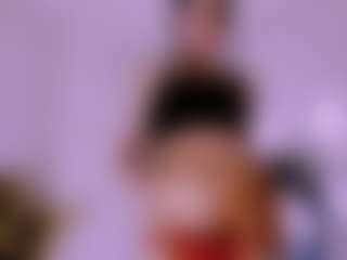 Live cam show with Karoline-miss - Average on Camsoda